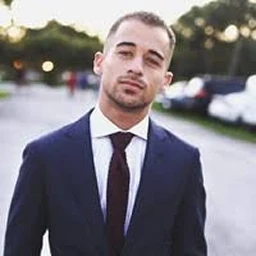 Portrait of Niko Da Costa Gomez, Fintech Strategist and Producer